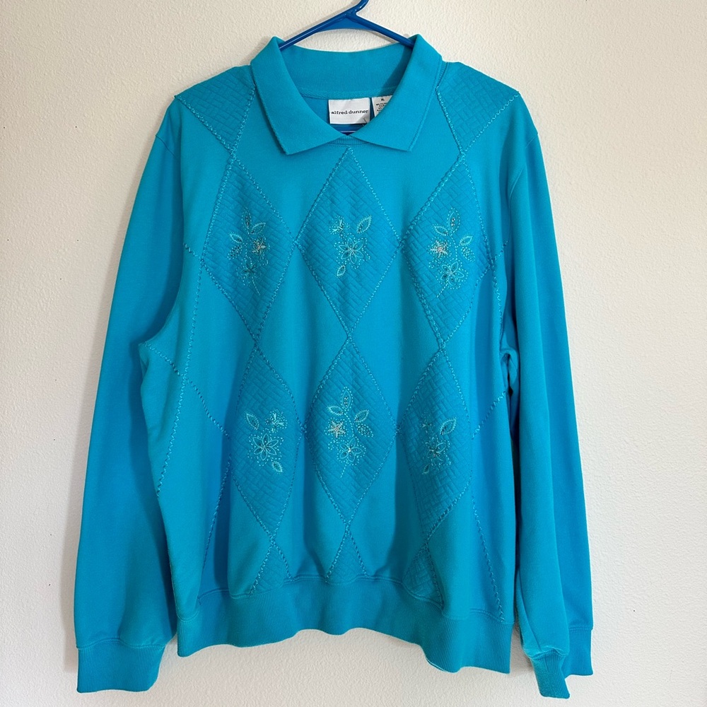 Blue diamond pattern vintage-inspired collared sweater